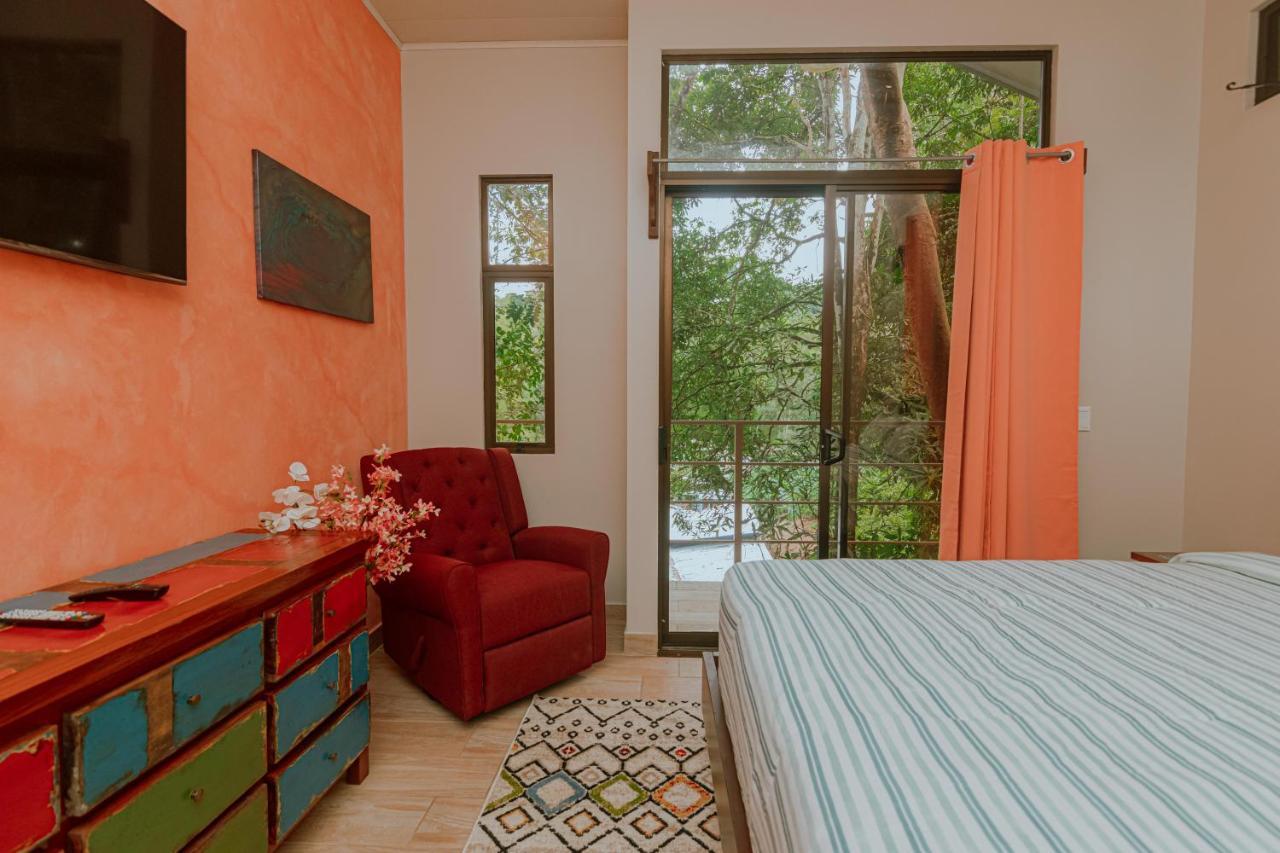 Oasis Diverse Adult Retreat Quepos Bagian luar foto