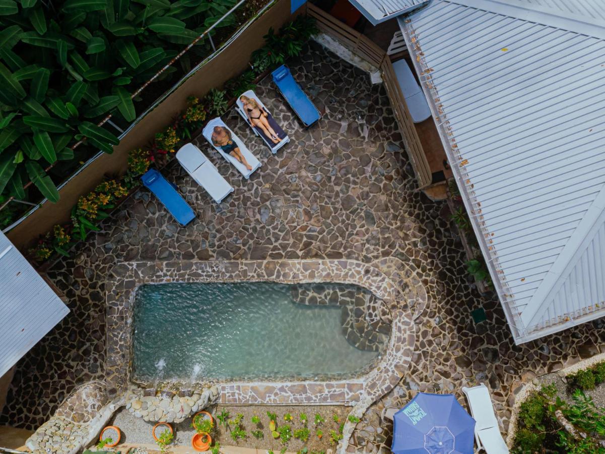 Oasis Diverse Adult Retreat Quepos Bagian luar foto