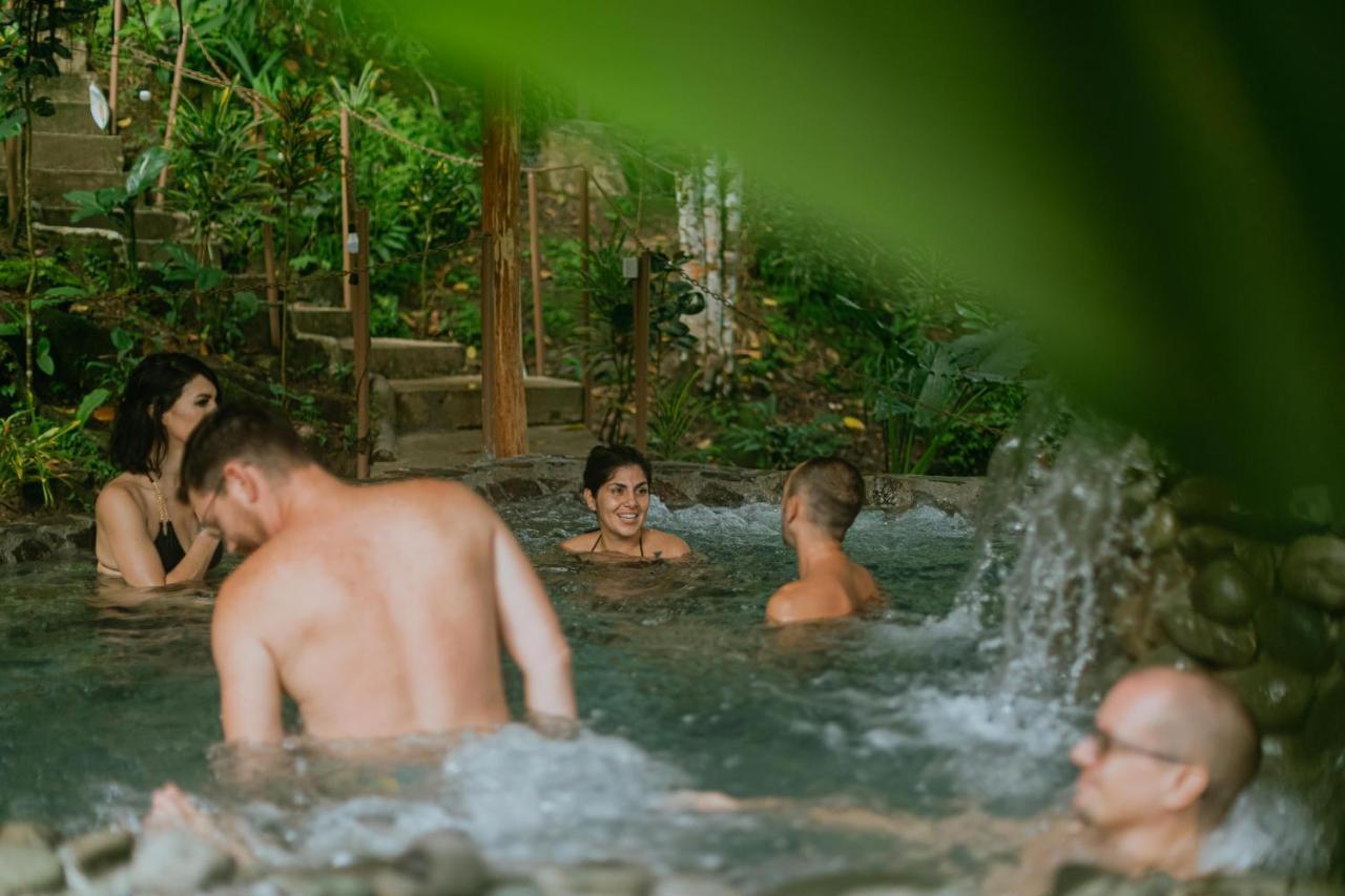 Oasis Diverse Adult Retreat Quepos Bagian luar foto