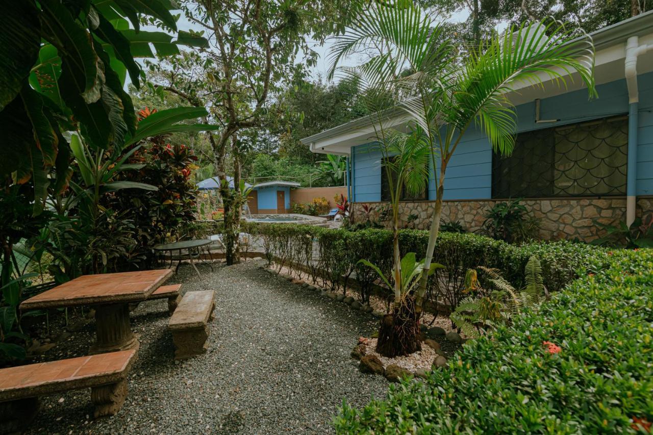 Oasis Diverse Adult Retreat Quepos Bagian luar foto